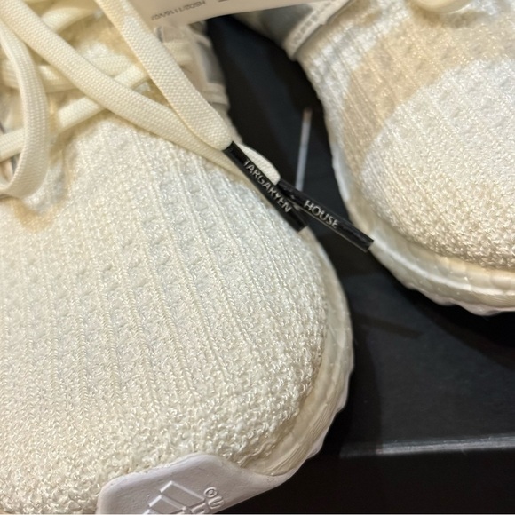 Women's Adidas Ultra Boost 4.0 Game Of Thrones Targaryen size 8 limited ed



﻿ - Picture 13 of 15